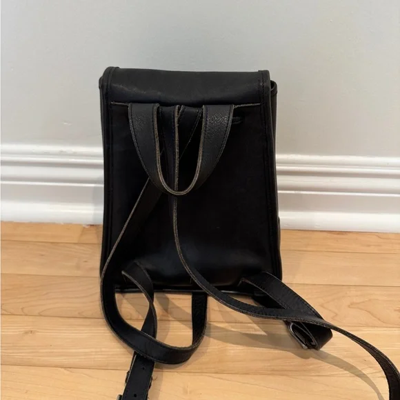 Vintage Coach Backpack - Picture 3 of 8